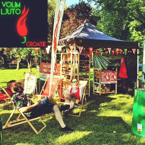 Produits pimentés artisanaux VOLIM LJUTO – spécialités croates aux saveurs authentiques des Balkans Produits pimentés artisanaux VOLIM LJUTO – spécialités croates aux saveurs authentiques des Balkans